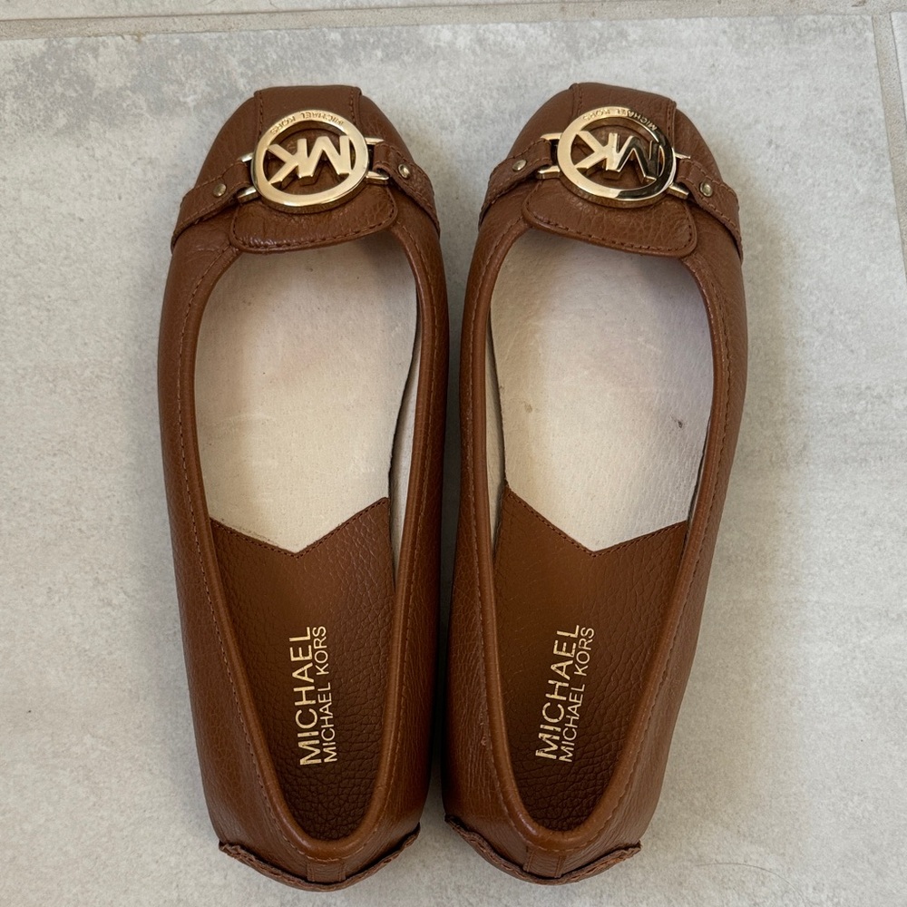 Michael Kors Cognac Leather Logo Medallion Flats Size 8